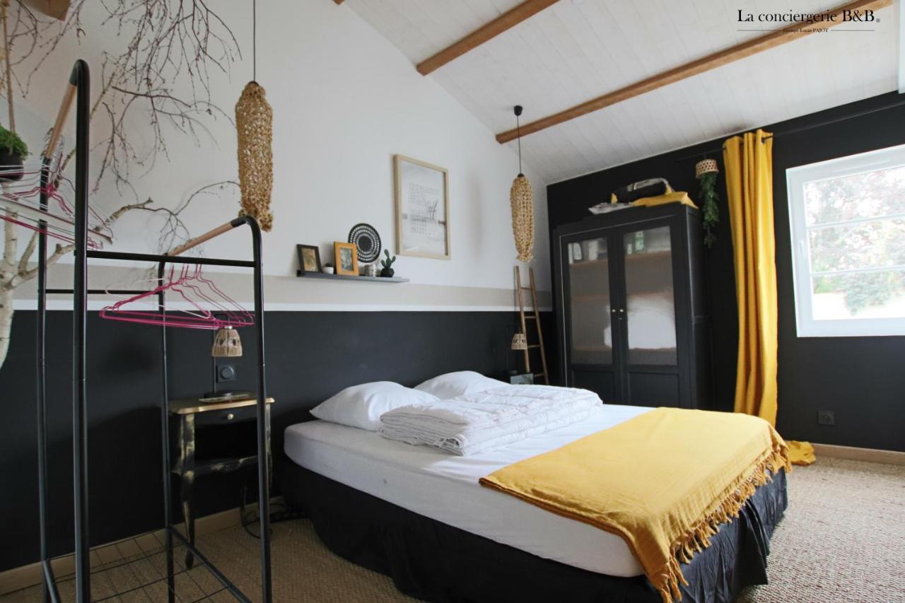 House On The Island Of Oleron Near The Cotiniere Villa Saint-Pierre-d'Oleron Exterior photo